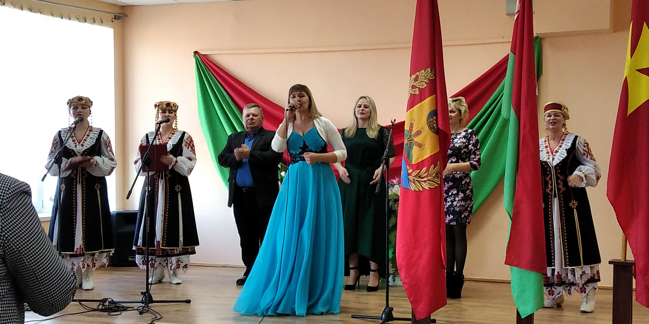 22 марта в Кричевском районе чествовали лучших молокосборщиков и молокосдатчиков