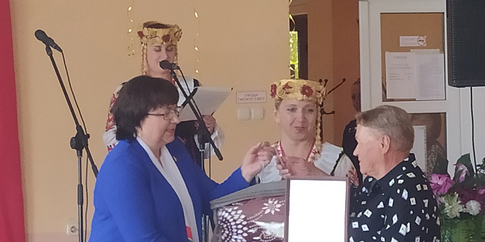 Народный хор ветеранов труда отметил 14 июня юбилей-20 лет
