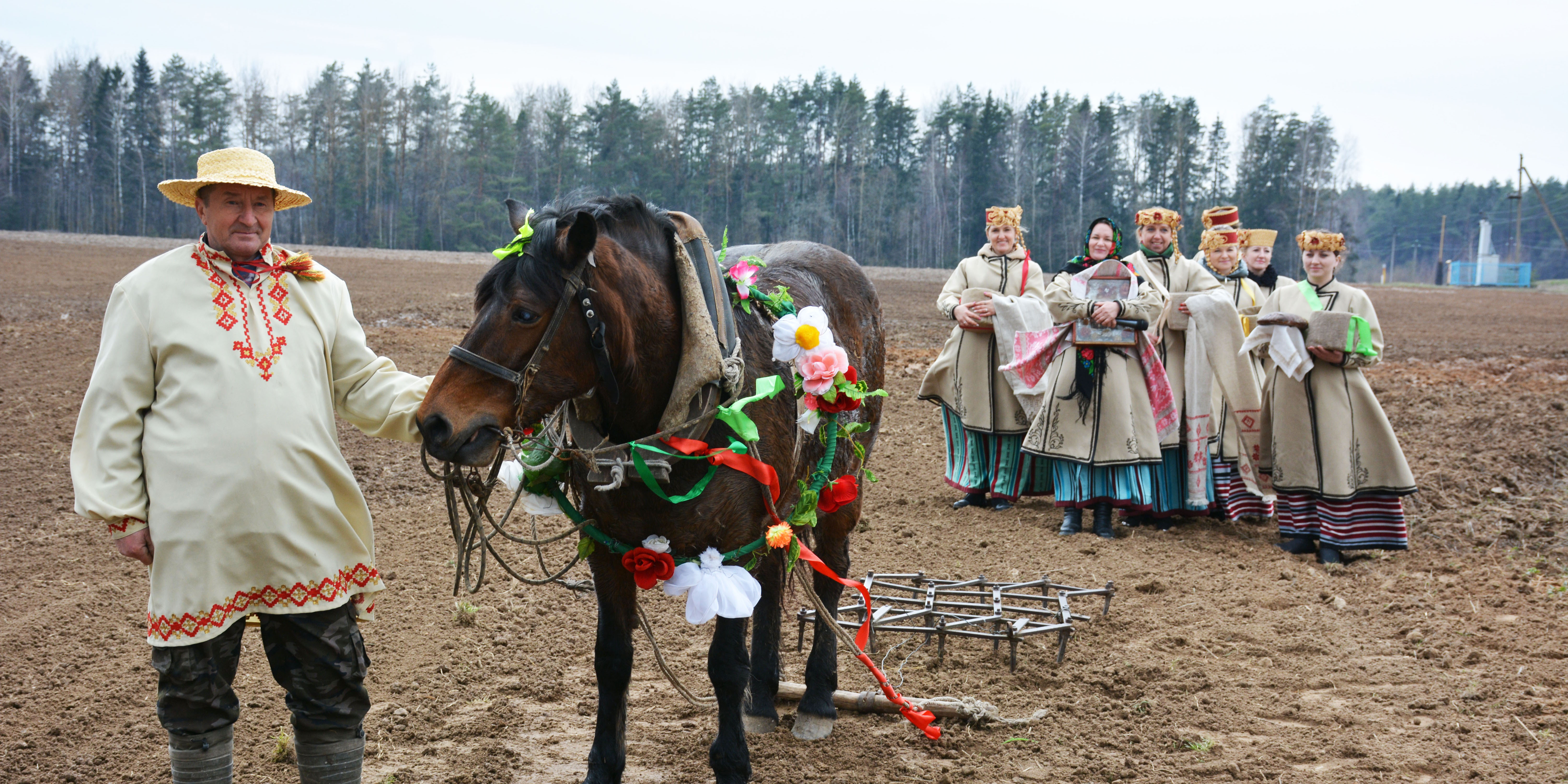 7 апреля стартовала весенняя посевная кампания в Кричевском районе на одном из полей КСУП «Малятичи-АГРО»