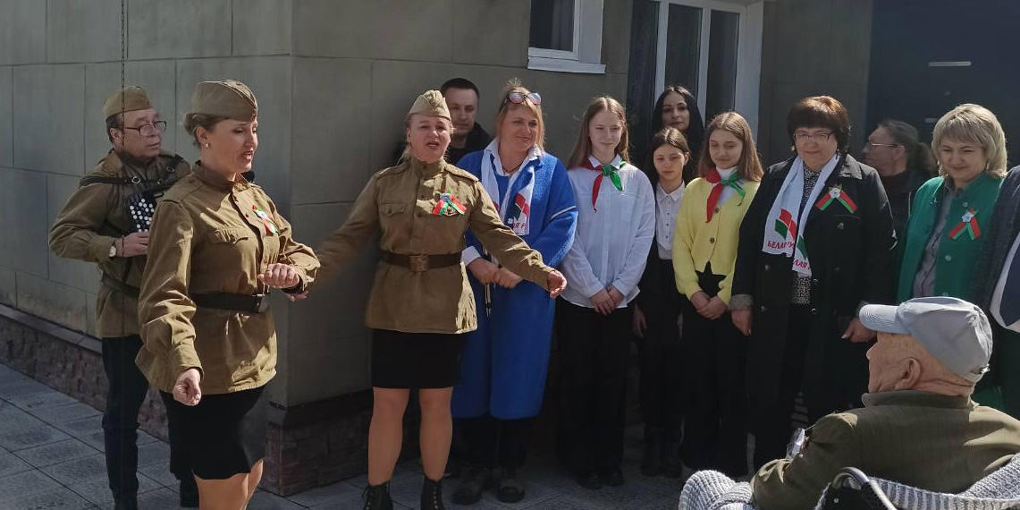 Поздравление ветеранов на дому «Низкий вам поклон!»