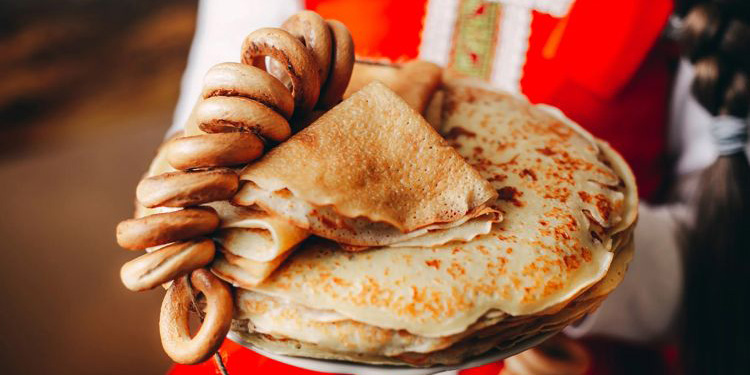 Приглашаем принять участие в районном конкурсе блинов «Масленица-блинница, весны именинница» и районном конкурсе на лучшую масленичную куклу-чучело «Сударыня Масленица»